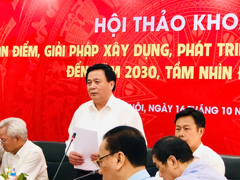 Đồng chí Nguyễn Xuân Thắng phát biểu khai mạc và định hướng Hội thảo. Đồng chí Nguyễn Xuân Thắng phát biểu khai mạc và định hướng Hội thảo.