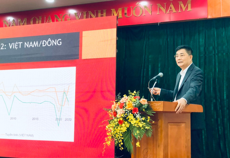 Tiến sĩ Cao Đức Phát kiến nghị, giáo dục đào tạo và khoa học công nghệ là hai đột phá chiến lược. (Ảnh: Minh Anh)