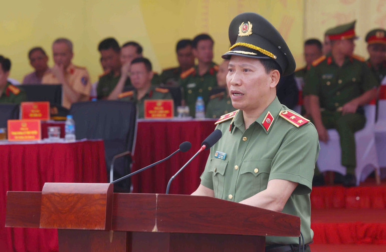 Trung tướng Lê Văn Tuyến, Thứ trưởng Công an, phát biểu tại Lễ khai mạc. (Nguồn: Công an Thành phố Hà Nội) Trung tướng Lê Văn Tuyến, Thứ trưởng Công an, phát biểu tại Lễ khai mạc. (Nguồn: Công an Thành phố Hà Nội)