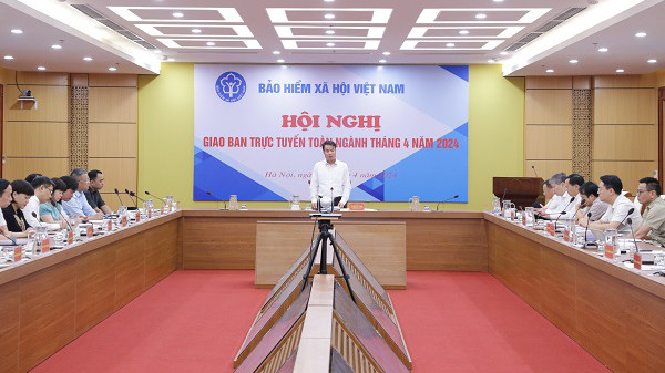 Tổng Giám đốc Nguyễn Thế Mạnh phát biểu tại hội nghị.