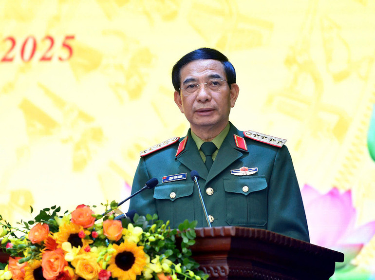 Đại tướng Phan Văn Giang phát biểu tại Hội nghị. (Ảnh: Trọng Hải)