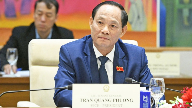 Phó Chủ tịch Quốc hội Trần Quang Phương phát biểu tại buổi tiếp. (Ảnh: N.HOÀNG) Phó Chủ tịch Quốc hội Trần Quang Phương phát biểu tại buổi tiếp. (Ảnh: N.HOÀNG)
