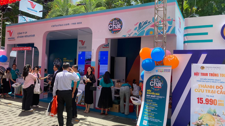 Các công ty du lịch có nhiều chế độ ưu đãi cho khách hàng trong Ngày hội Du lịch lần thứ 21.