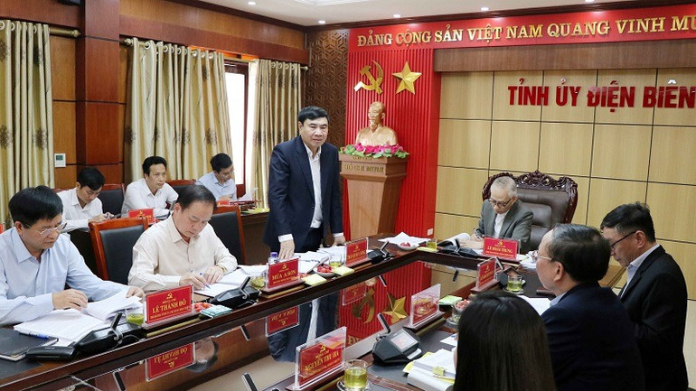 Đồng chí Trần Quốc Cường, Ủy viên Trung ương Đảng, Bí thư Tỉnh ủy Điện Biên phát biểu tại buổi làm việc với Đoàn kiểm tra.