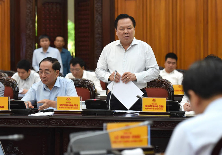 Chủ tịch Ủy ban Quản lý vốn Nhà nước tại doanh nghiệp Nguyễn Hoàng Anh phát biểu tại hội nghị.