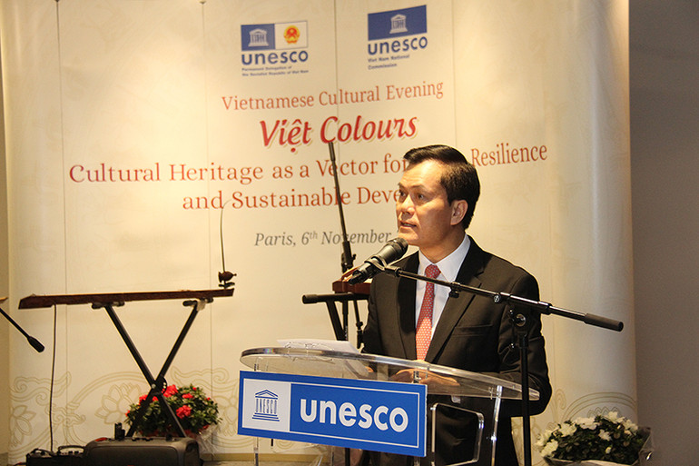 Thứ trưởng Hà Kim Ngọc nhấn mạnh: Qua 47 năm, hợp tác giữa Việt Nam và UNESCO đã trở thành hình mẫu vì hòa bình, hợp tác và phát triển bền vững. (Ảnh: Khải Hoàn) Thứ trưởng Hà Kim Ngọc nhấn mạnh: Qua 47 năm, hợp tác giữa Việt Nam và UNESCO đã trở thành hình mẫu vì hòa bình, hợp tác và phát triển bền vững. (Ảnh: Khải Hoàn)