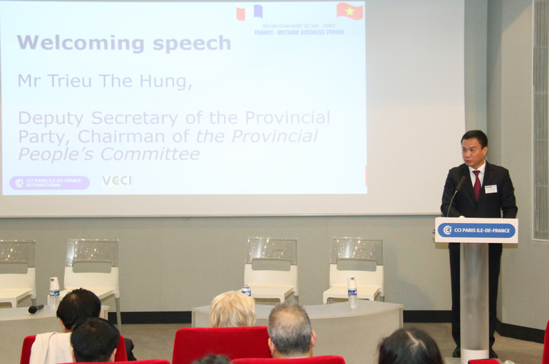 Chủ tịch tỉnh Triệu Thế Hùng cam kết Hải Dương sẽ tạo điều kiện thuận lợi nhất để các nhà đầu tư Pháp tới đầu tư, kinh doanh. (Ảnh: Khải Hoàn)