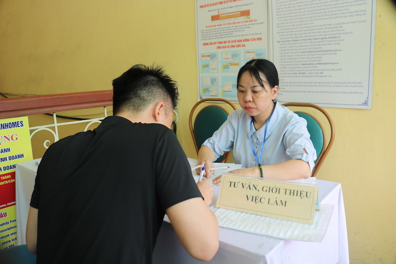 Khu vực tư vấn giới thiệu việc làm Khu vực tư vấn giới thiệu việc làm