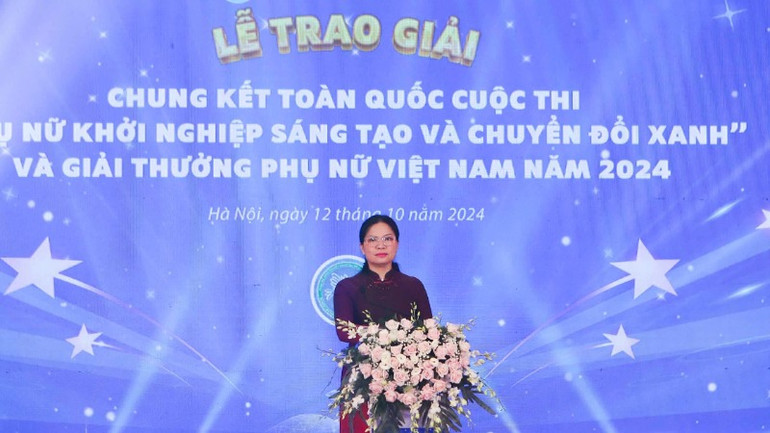Chủ tịch Hội Liên hiệp Phụ nữ Việt Nam Hà Thị Nga phát biểu tại buổi lễ.