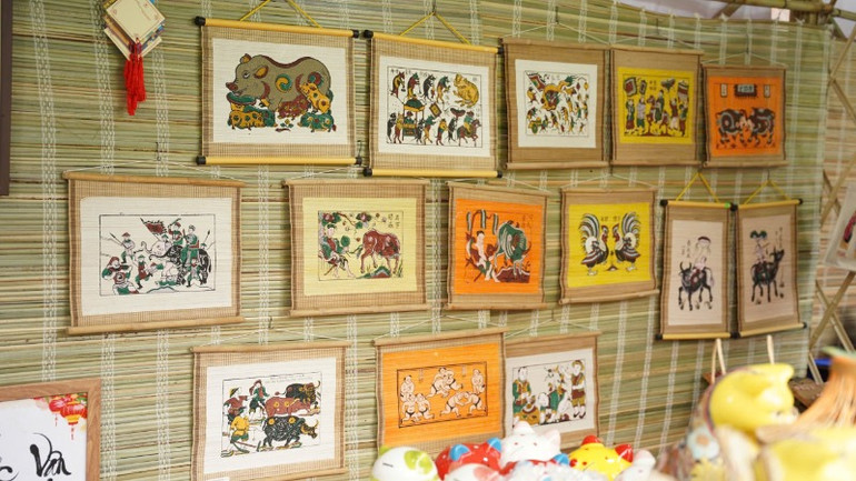 Sắc mầu tươi mới giữa mùa xuân ấm áp.