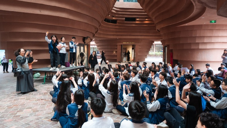 Sự tự tin, sôi nổi trong hoạt động trải nghiệm.