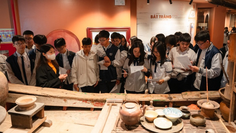 Dấu ấn văn hóa, lịch sử được truyền tải qua từng hiện vật và câu chuyện.