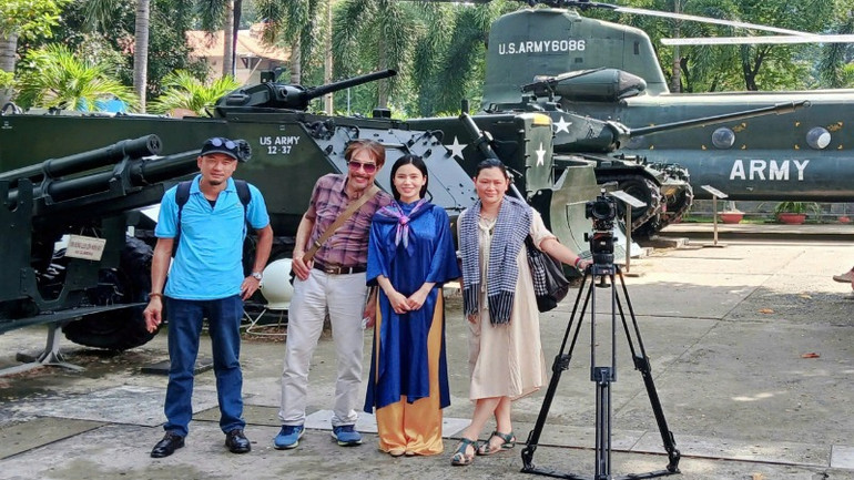 Ê-kíp phim dành nhiều tâm huyết cho câu chuyện lịch sử, văn hóa Việt.