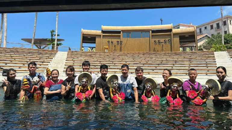 Vươn ra các thị trường lớn trong nước và quốc tế và khát vọng của nghề múa rối nước.