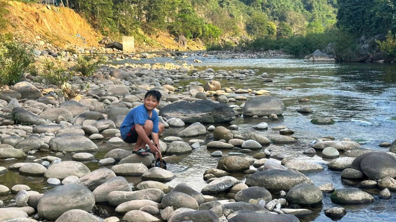 Tuổi thơ trong trẻo ở Cha Lo. Tuổi thơ trong trẻo ở Cha Lo.