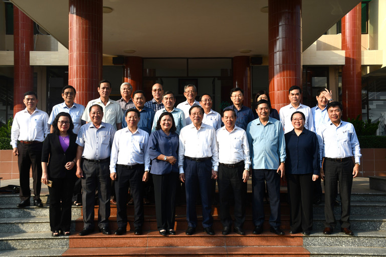 Đoàn kiểm tra số 1350 của Bộ Chính trị làm việc tại tỉnh Bến Tre. (Ảnh: HOÀNG TRUNG)