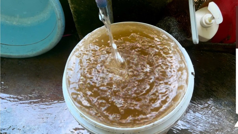 Đây không phải là lần đầu tiên người dân ở phường Hòa Hương lo lắng về chất lượng nguồn nước máy sinh hoạt.