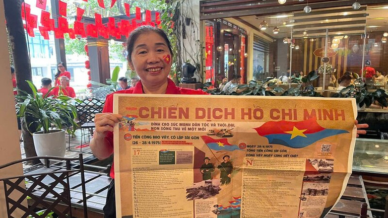 Ấn phẩm đặc biệt của Báo Nhân Dân làm cho cựu chiến binh Ma Thị Lân ở phường Hoàng Văn Thụ, thành phố Thái Nguyên “sống lại” những ngày phục vụ chiến đấu và chiến đấu cuối tháng 4/1975.