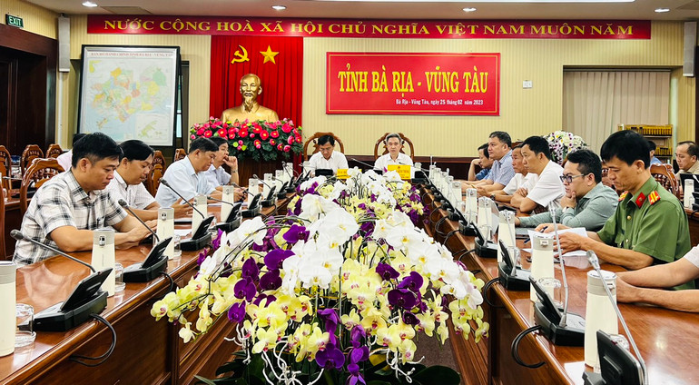 Các đại biểu tại điểm cầu Bà Rịa - Vũng Tàu tham dự hội nghị trực tuyến toàn quốc phiên họp lần thứ 5 của Ủy ban Quốc gia về chuyển đổi số.