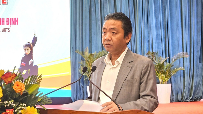 Thứ trưởng Văn hóa, Thể thao và Du lịch Hoàng Đạo Cương phát biểu tại Hội thảo.