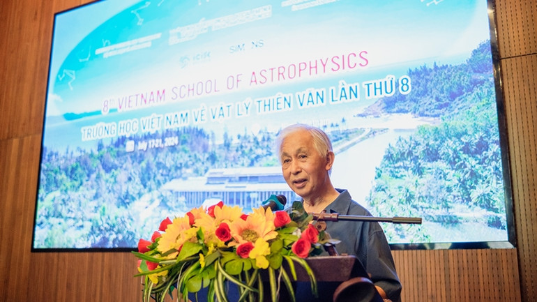 Giáo sư Trần Thanh Vân phát biểu tại lễ khai mạc. Giáo sư Trần Thanh Vân phát biểu tại lễ khai mạc.