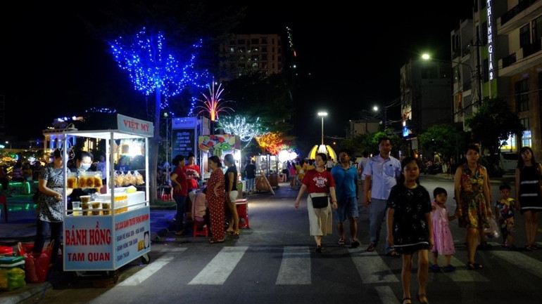 Chợ đêm Quy Nhơn.