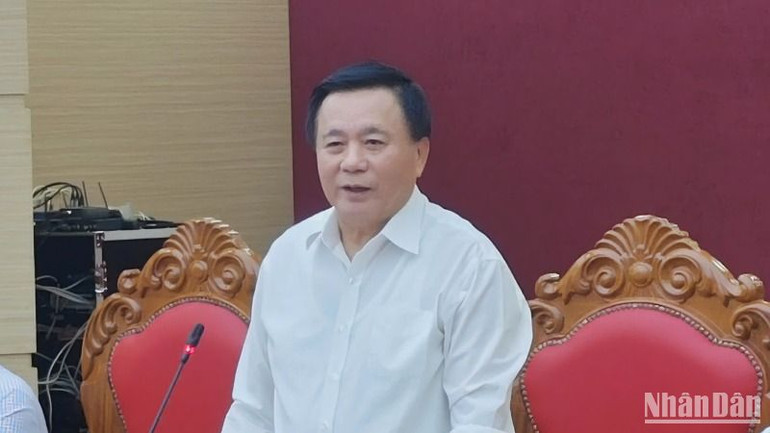 Đồng chí Nguyễn Xuân Thắng phát biểu chỉ đạo Hội nghị.