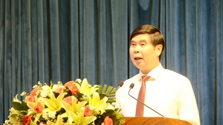 Phó Chủ tịch Ủy ban nhân dân tỉnh Lâm Hải Giang phát biểu tại hội thảo.