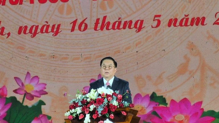 Đồng chí Nguyễn Trọng Nghĩa phát biểu tại buổi lễ.