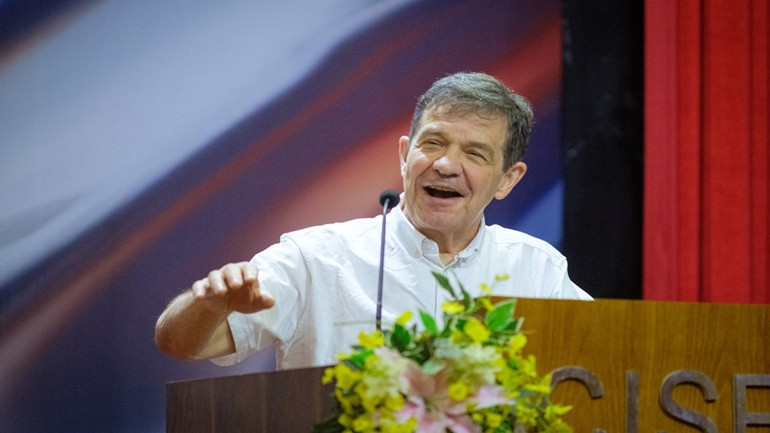 Jean-Francois Joanny là nhà vật lý người Pháp, Giáo sư tại Collège de France/Pháp. Jean-Francois Joanny là nhà vật lý người Pháp, Giáo sư tại Collège de France/Pháp.