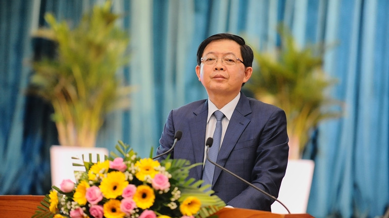 Bí thư Tỉnh ủy Bình Định Hồ Quốc Dũng phát biểu tại hội nghị. Bí thư Tỉnh ủy Bình Định Hồ Quốc Dũng phát biểu tại hội nghị.