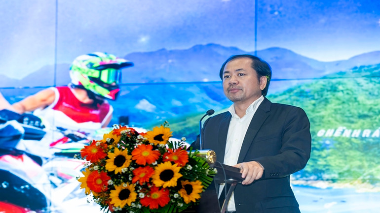 Ông Trần Việt Anh, Chủ tịch HĐQT Công ty Cổ phần Bình Định F1 (BDF1) phát biểu tại buổi lễ.