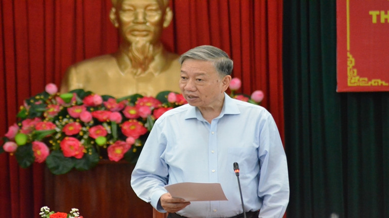 Đồng chí Tô Lâm phát biểu tại hội nghị.