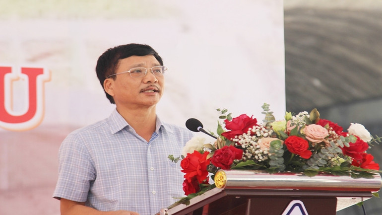 Ông Nguyễn Anh Tuấn, Phó Giám đốc Ban Quản lý dự án 85 phát biểu ý kiến tại buổi lễ.