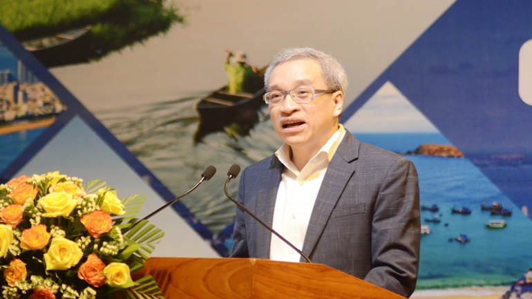 Ông Phan Tâm, Thứ trưởng Thông tin và Truyền thông đã đưa ra một số giải pháp để các địa phương, doanh nghiệp, tổ chức quan tâm nghiên cứu, triển khai phát triển kinh tế số.