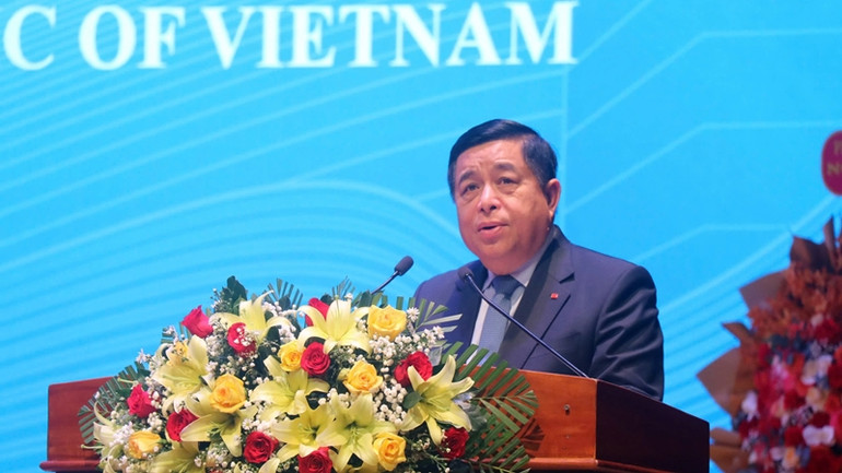 Phó Thủ tướng Chính phủ Nguyễn Chí Dũng phát biểu tại hội nghị. Phó Thủ tướng Chính phủ Nguyễn Chí Dũng phát biểu tại hội nghị.