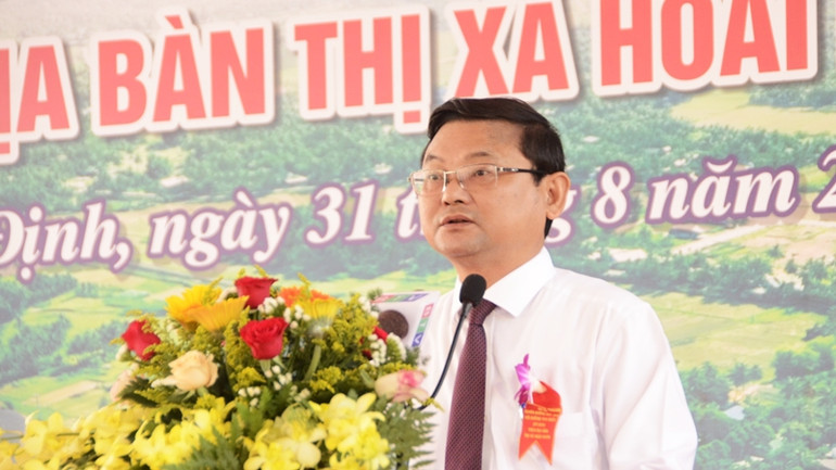 Phó Chủ tịch Ủy ban nhân dân tỉnh Bình Định Nguyễn Tự Công Hoàng phát biểu tại buổi lễ.