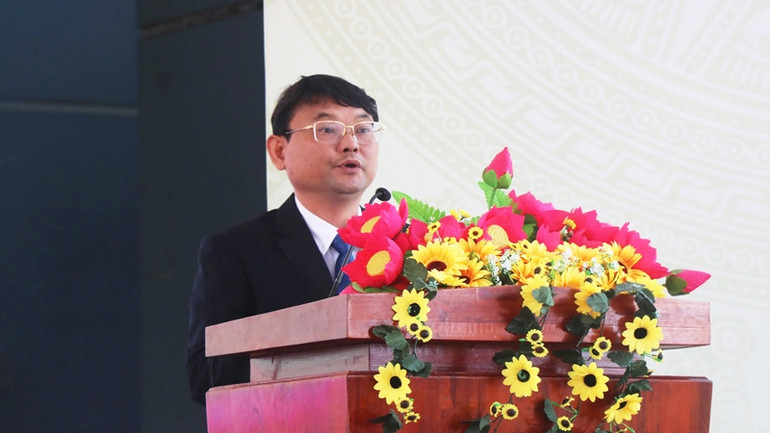Phó Chủ tịch Ủy ban nhân dân tỉnh Bình Định Nguyễn Tự Công Hoàng phát biểu tại buổi lễ.