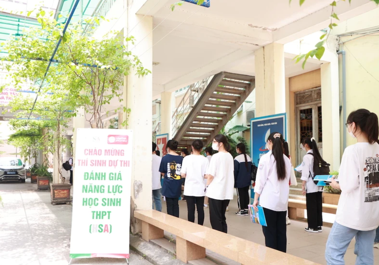 Thí sinh tham dự Đánh giá năng lực HSA. Thí sinh tham dự Đánh giá năng lực HSA.