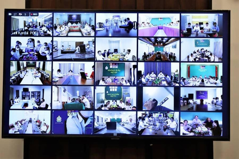 Lễ bàn giao 26 cầu truyền hình cho Bộ Giáo dục, Thanh niên và Thể thao Campuchia.