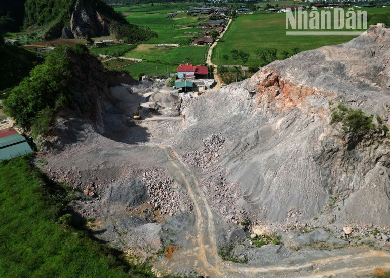 Huyện Mộc Châu không phát hiện hoạt động khai thác khoáng sản trái phép giữa ban ngày? ảnh 8