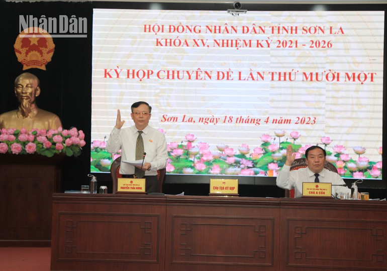 Kỳ họp đã thảo luận, xem xét thông qua 26 dự thảo nghị quyết thuộc các lĩnh vực.