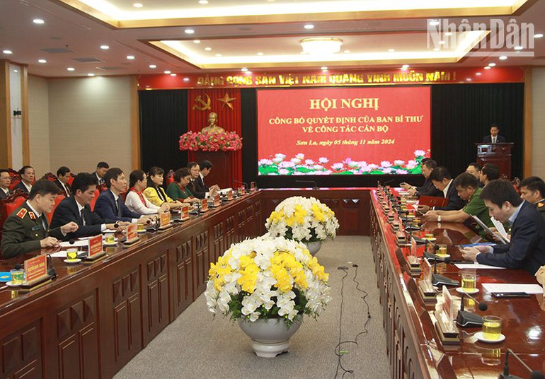 Hội nghị triển khai Quyết định của Ban Bí thư Trung ương Đảng về việc điều động, chỉ định đồng chí Nguyễn Đình Việt giữ chức danh Phó Bí thư Tỉnh ủy Sơn La, nhiệm kỳ 2020-2025. Hội nghị triển khai Quyết định của Ban Bí thư Trung ương Đảng về việc điều động, chỉ định đồng chí Nguyễn Đình Việt giữ chức danh Phó Bí thư Tỉnh ủy Sơn La, nhiệm kỳ 2020-2025.