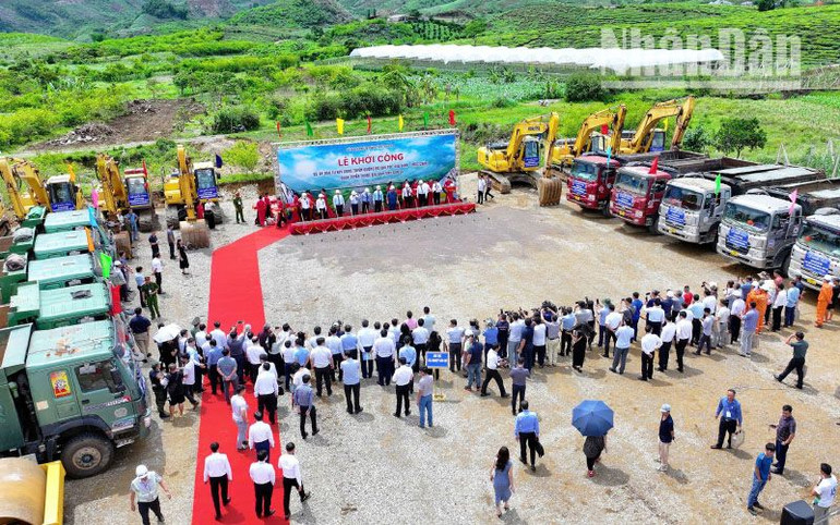 Thời gian thực hiện dự án cao tốc Hòa Bình-Mộc Châu từ năm 2025 đến năm 2028.