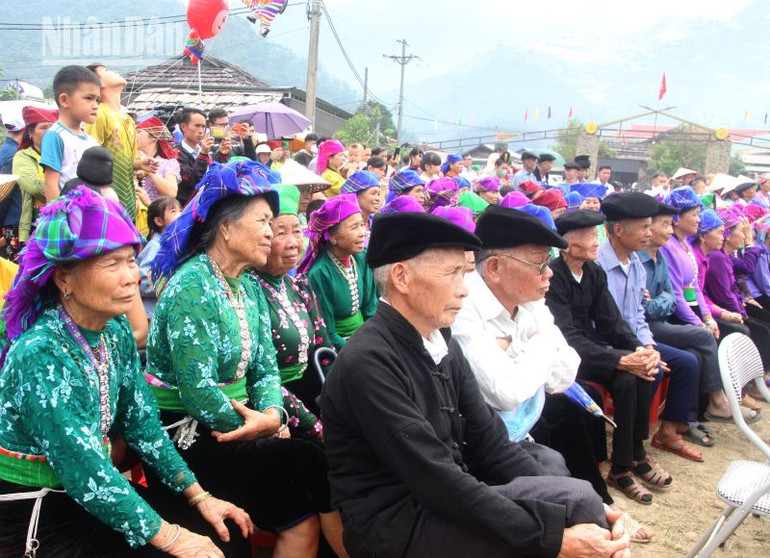 Sơn La: Rộn ràng lễ hội mừng cơm mới vùng cao Ngọc Chiến ảnh 5