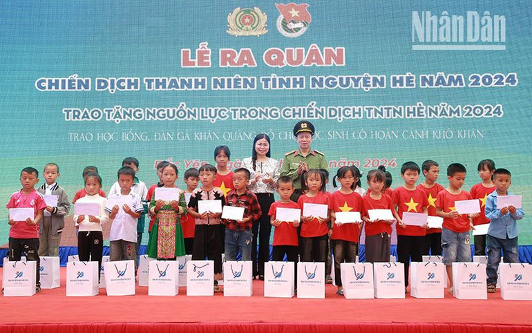 Huy động gần 7 tỷ đồng thực hiện các công trình, phần việc trong Chiến dịch thanh niên tình nguyện hè ở Sơn La ảnh 6