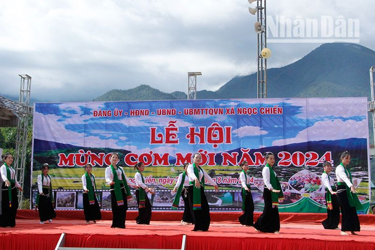 Lễ hội mừng cơm mới là một trong những hoạt động được xã Ngọc Chiến, huyện Mường La tổ chức chào mừng Quốc khánh 2/9.