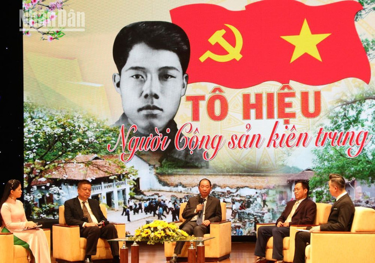Một buổi tọa đàm về đồng chí Tô Hiệu do tỉnh Sơn La tổ chức với sự tham gia của các nhà nghiên cứu, thân nhân gia đình Liệt sĩ Tô Hiệu.