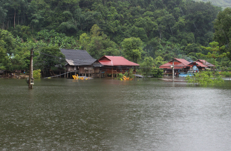 Mưa lớn đã gây ngập úng tại bản Nam Giáng, xã Chiềng Đen, thành phố Sơn La. (Ảnh: Người dân cung cấp)