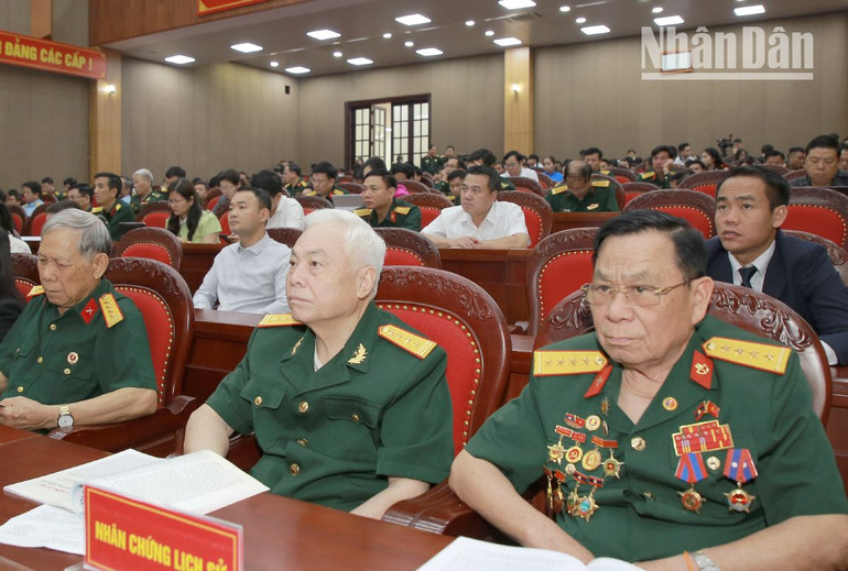 Nhân chứng lịch sử tham dự Hội thảo khoa học “Chiến thắng Thượng Lào 1953-Ý nghĩa lịch sử và bài học kinh nghiệm”.